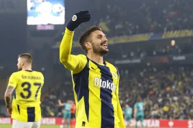 Dusan_Tadic_ten__takm_oyunu__vurgusu_1739482058